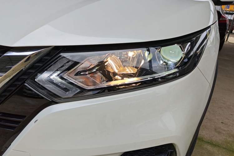 Used Nissan Qashqai 2022 2.0L CVT XV Smart Enjoyment Version Left Front Headlight