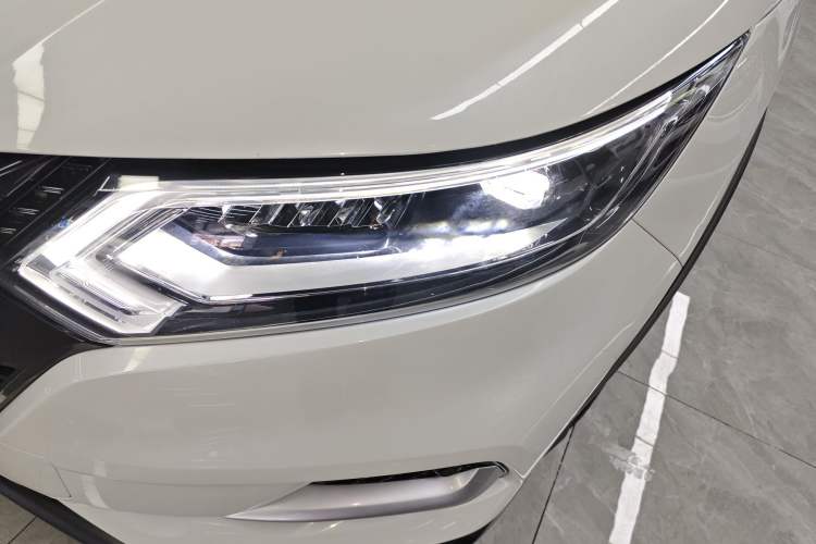 Used Nissan Qashqai 2022 2.0L CVT XV Premier Luxury Edition Left Front Headlight