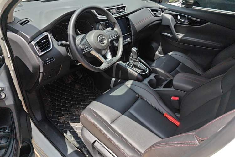 Used Nissan Qashqai 2022 2.0L CVT XV Smart Enjoyment Version Left Front Seat