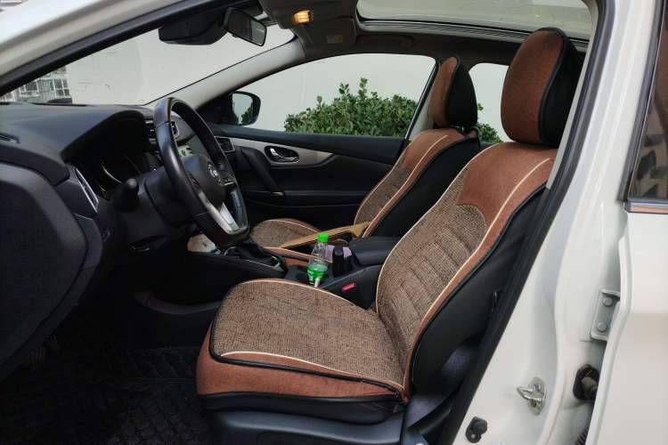 Used Nissan Qashqai 2022 2.0L CVT XV Premier Luxury Edition Left Front Seat
