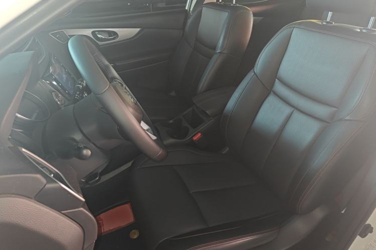 Used Nissan Qashqai 2022 2.0L CVT XV Premier Luxury Edition Left Front Seat