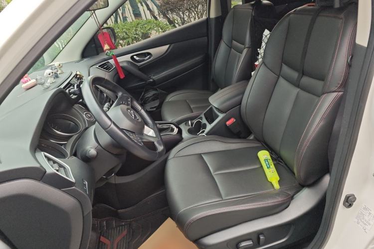 Used Nissan Qashqai 2022 2.0L CVT XV Premier Luxury Edition Left Front Seat