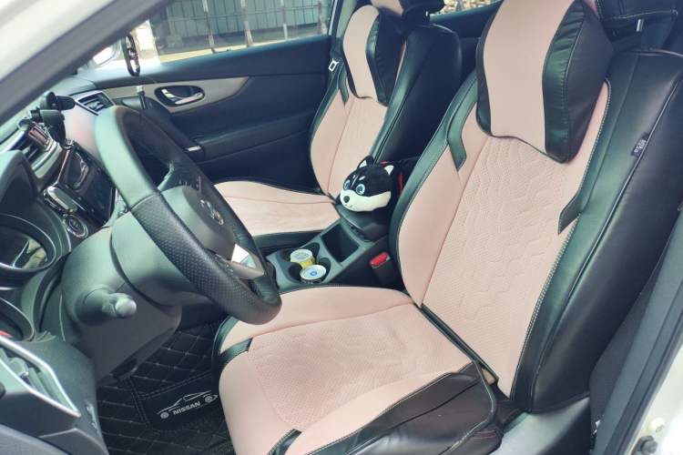 Used Nissan Qashqai 2022 2.0L CVT XV Premier Luxury Edition Left Front Seat