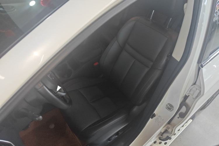 Used Nissan Qashqai 2022 2.0L CVT XV Premier Luxury Edition Left Front Seat