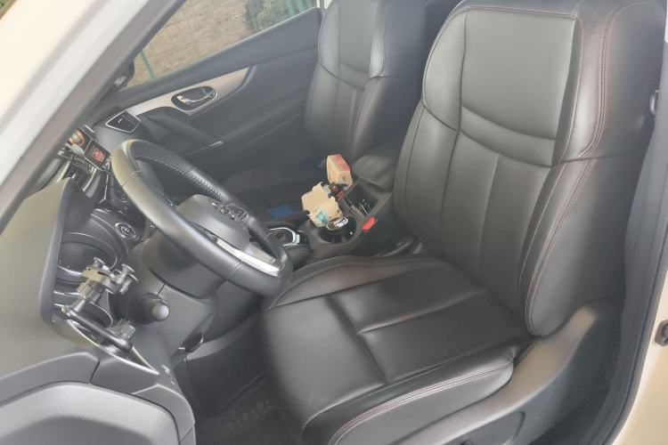 Used Nissan Qashqai 2022 2.0L CVT XV Premier Luxury Edition Left Front Seat
