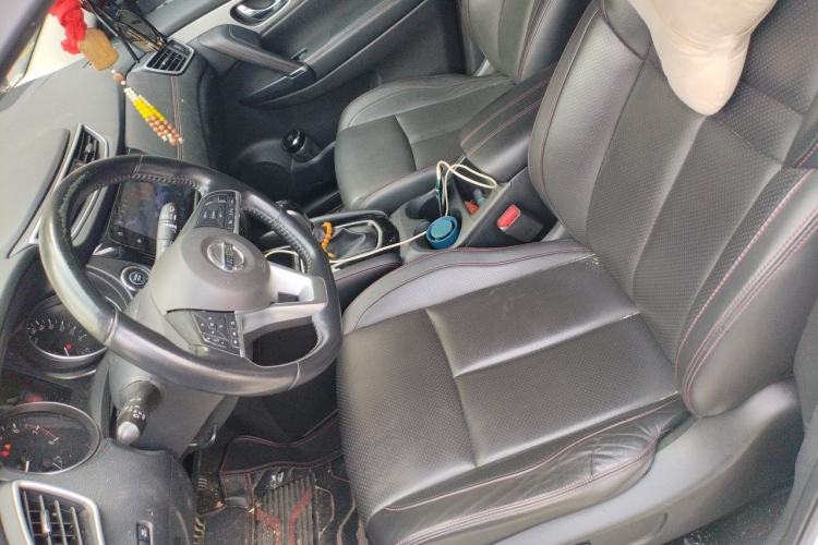 Used Nissan Qashqai 2022 2.0L CVT XV Premier Luxury Edition Left Front Seat