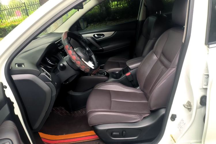 Used Nissan Qashqai 2022 2.0L CVT XV Premier Luxury Edition Left Front Seat