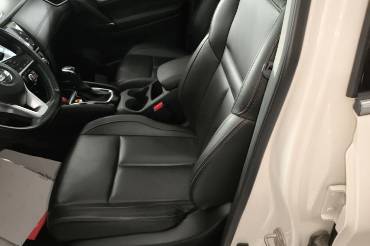Used Nissan Qashqai 2022 2.0L CVT XV Premier Luxury Edition Left Front Seat