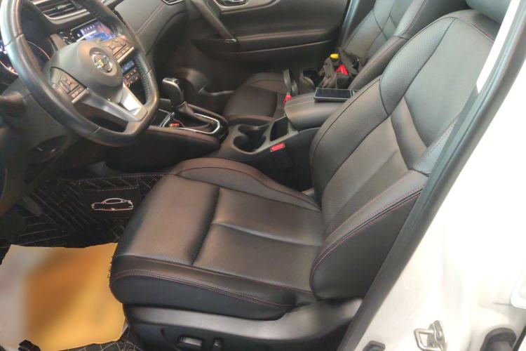 Used Nissan Qashqai 2022 2.0L CVT XV Prem·Night Edition Left Front Seat