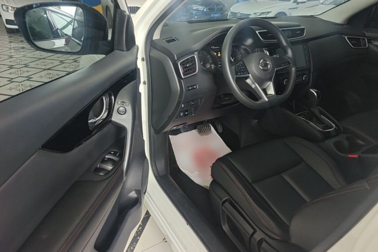 Used Nissan Qashqai 2022 2.0L CVT XV Smart Enjoyment Version Left Front Seat