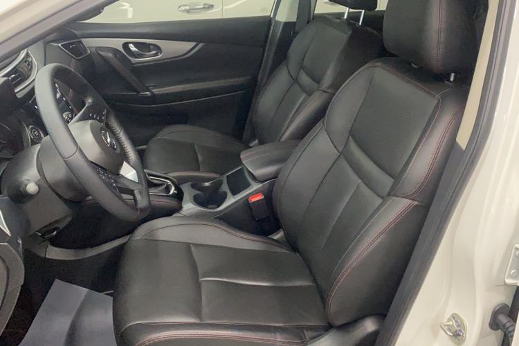 Used Nissan Qashqai 2022 2.0L CVT XV Premier Luxury Edition Left Front Seat