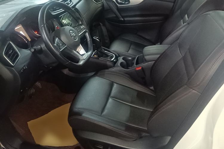 Used Nissan Qashqai 2022 2.0L CVT XV Premier Luxury Edition Left Front Seat