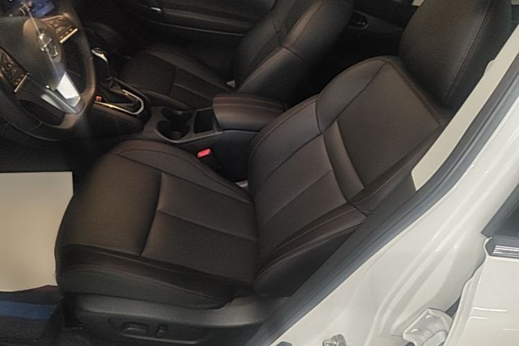 Used Nissan Qashqai 2022 2.0L CVT XV Premier Luxury Edition Left Front Seat