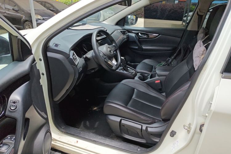 Used Nissan Qashqai 2022 2.0L CVT XV Smart Enjoyment Version Left Front Seat