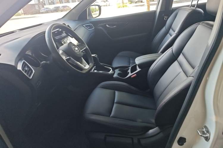 Used Nissan Qashqai 2022 2.0L CVT XV Smart Enjoyment Version Left Front Seat