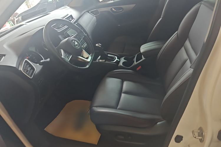 Used Nissan Qashqai 2022 2.0L CVT XV Premier Luxury Edition Left Front Seat