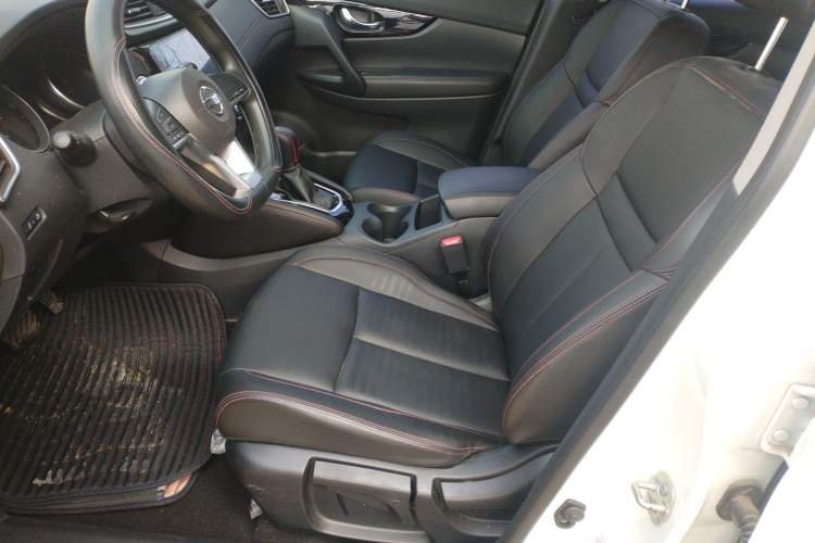 Used Nissan Qashqai 2022 2.0L CVT XV Smart Enjoyment Version Left Front Seat