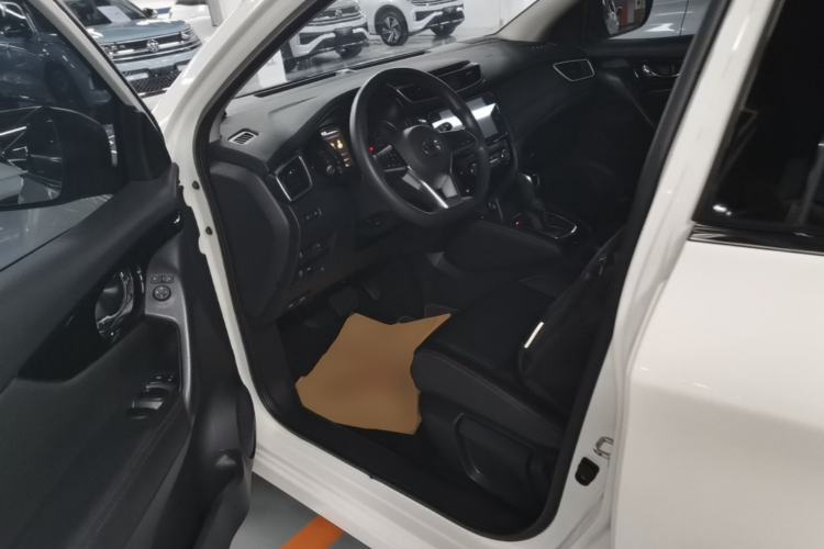 Used Nissan Qashqai 2022 2.0L CVT XV Smart Enjoyment Version Left Front Seat