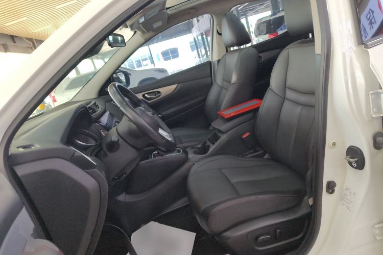 Used Nissan Qashqai 2022 2.0L CVT XV Premier Luxury Edition Left Front Seat