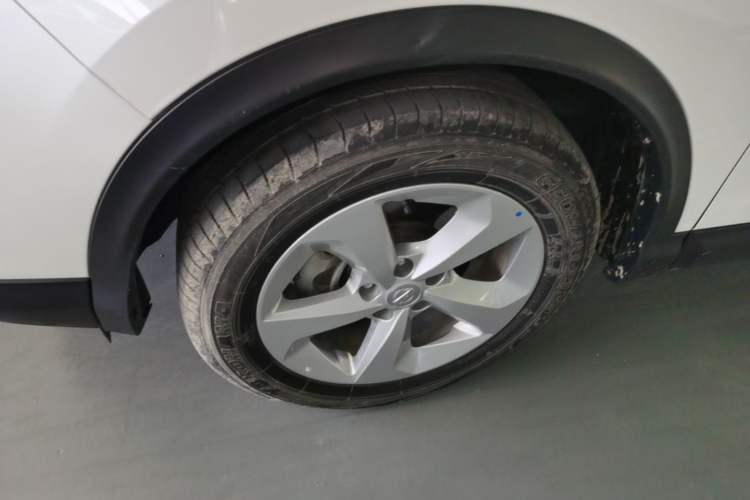 Used Nissan Qashqai 2022 2.0L CVT XV Smart Enjoyment Version Left Front Wheel Hub