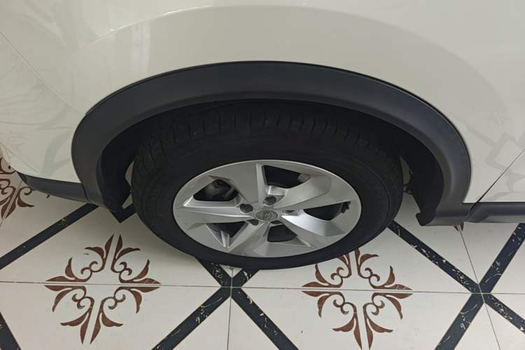 Used Nissan Qashqai 2022 2.0L CVT XV Smart Enjoyment Version Left Front Wheel Hub