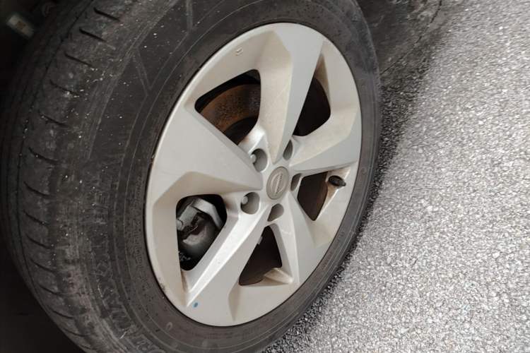 Used Nissan Qashqai 2022 2.0L CVT XV Smart Enjoyment Version Left Front Wheel Hub