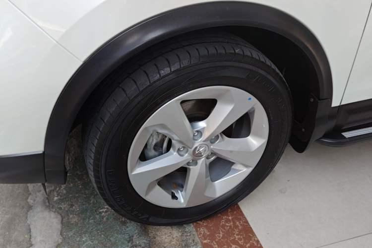 Used Nissan Qashqai 2022 2.0L CVT XV Smart Enjoyment Version Left Front Wheel Hub