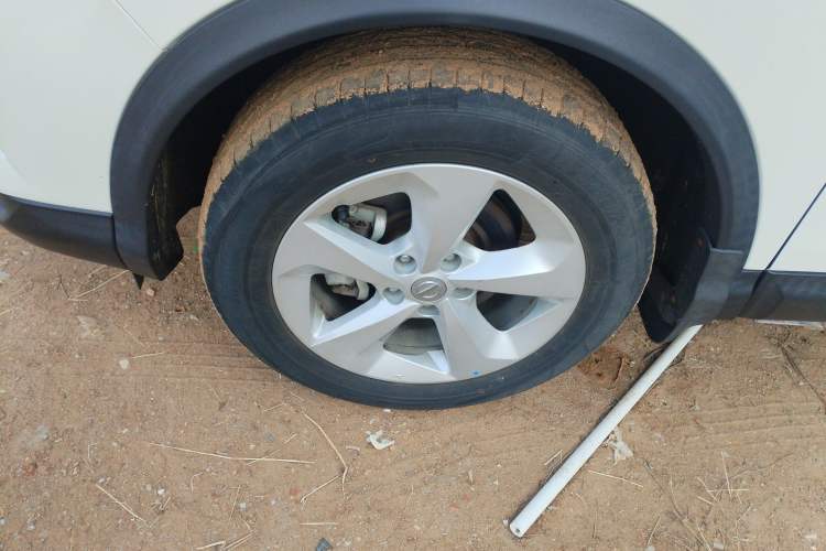 Used Nissan Qashqai 2022 2.0L CVT XV Smart Enjoyment Version Left Front Wheel Hub