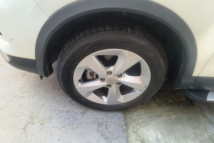 Used Nissan Qashqai 2022 2.0L CVT XV Smart Enjoyment Version Left Front Wheel Hub