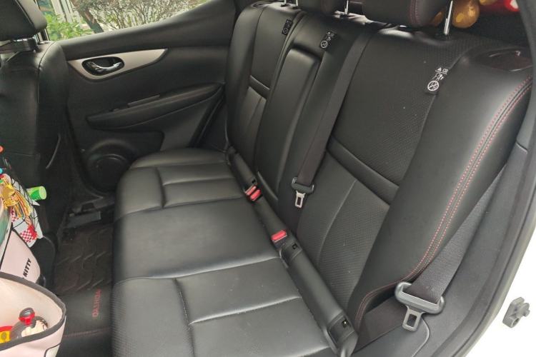 Used Nissan Qashqai 2022 2.0L CVT XV Premier Luxury Edition Left Rear Seat