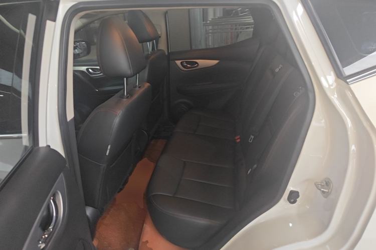 Used Nissan Qashqai 2022 2.0L CVT XV Premier Luxury Edition Left Rear Seat
