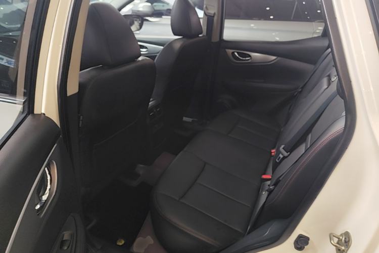 Used Nissan Qashqai 2022 2.0L CVT XV Premier Luxury Edition Left Rear Seat