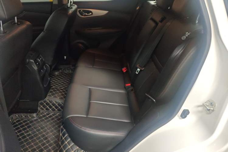 Used Nissan Qashqai 2022 2.0L CVT XV Premier Luxury Edition Left Rear Seat