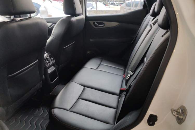 Used Nissan Qashqai 2022 2.0L CVT XV Premier Luxury Edition Left Rear Seat
