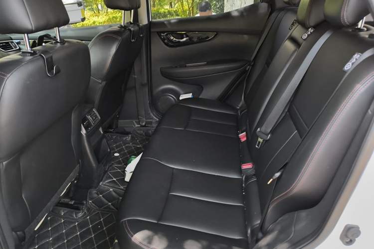 Used Nissan Qashqai 2022 2.0L CVT XV Smart Enjoyment Version Left Rear Seat