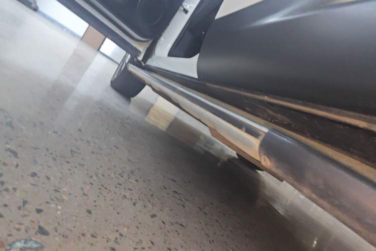 Used Nissan Qashqai 2022 2.0L CVT XV Premier Luxury Edition Left Side Sill