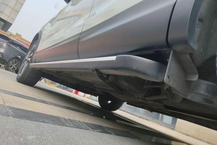 Used Nissan Qashqai 2022 2.0L CVT XV Premier Luxury Edition Left Side Sill