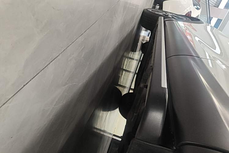 Used Nissan Qashqai 2022 2.0L CVT XV Premier Luxury Edition Left Side Sill