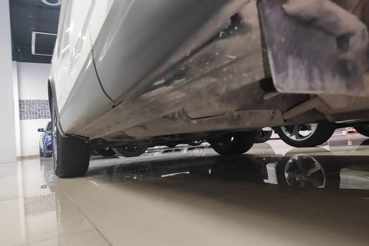 Used Nissan Qashqai 2022 2.0L CVT XV Premier Luxury Edition Left Side Sill