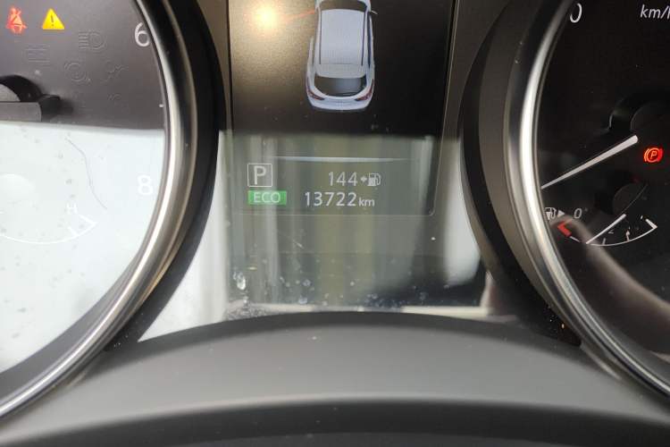 Used Nissan Qashqai 2022 2.0L CVT XV Smart Enjoyment Version Odometer Close Up