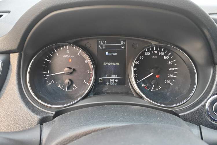 Used Nissan Qashqai 2022 2.0L CVT XV Premier Luxury Edition Odometer Close Up