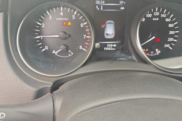 Used Nissan Qashqai 2022 2.0L CVT XV Premier Luxury Edition Odometer Close Up