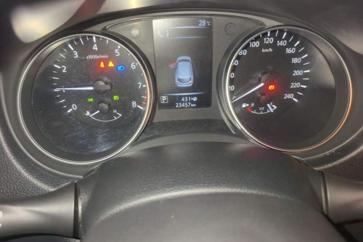 Used Nissan Qashqai 2022 2.0L CVT XV Premier Luxury Edition Odometer Close Up