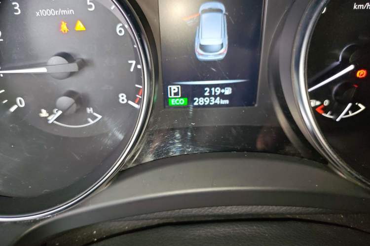 Used Nissan Qashqai 2022 2.0L CVT XV Smart Enjoyment Version Odometer Close Up