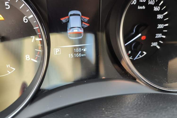 Used Nissan Qashqai 2022 2.0L CVT XV Premier Luxury Edition Odometer Close Up