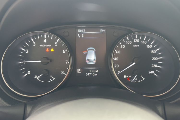 Used Nissan Qashqai 2022 2.0L CVT XV Premier Luxury Edition Odometer Close Up