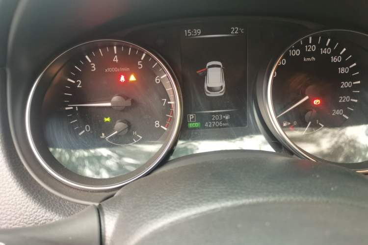 Used Nissan Qashqai 2022 2.0L CVT XV Smart Enjoyment Version Odometer Close Up