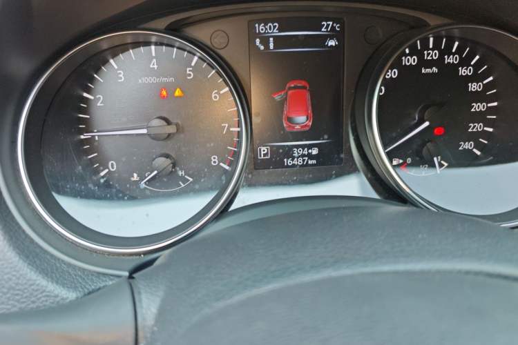 Used Nissan Qashqai 2022 2.0L CVT XV Premier Luxury Edition Odometer Close Up