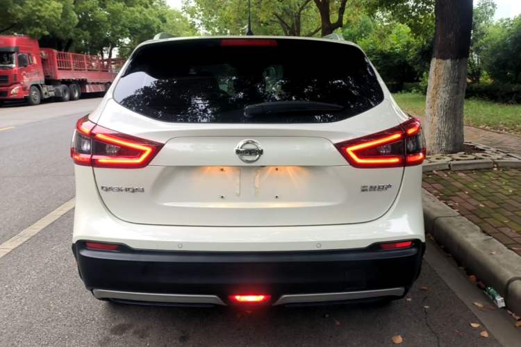 Used Nissan Qashqai 2022 2.0L CVT XV Premier Luxury Edition Rear