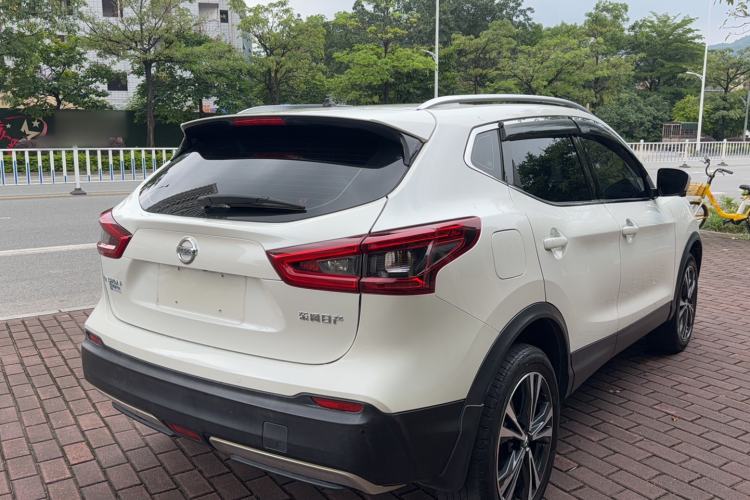 Used Nissan Qashqai 2022 2.0L CVT XV Premier Luxury Edition Rear Right 45 Deg